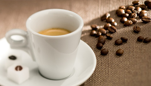 Una taza de caf&eacute;