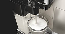 Agregar leche crea el caf&eacute; perfecto